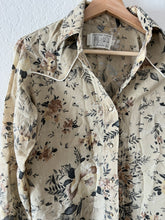 Load image into Gallery viewer, Vintage Western Button Up Shirt
